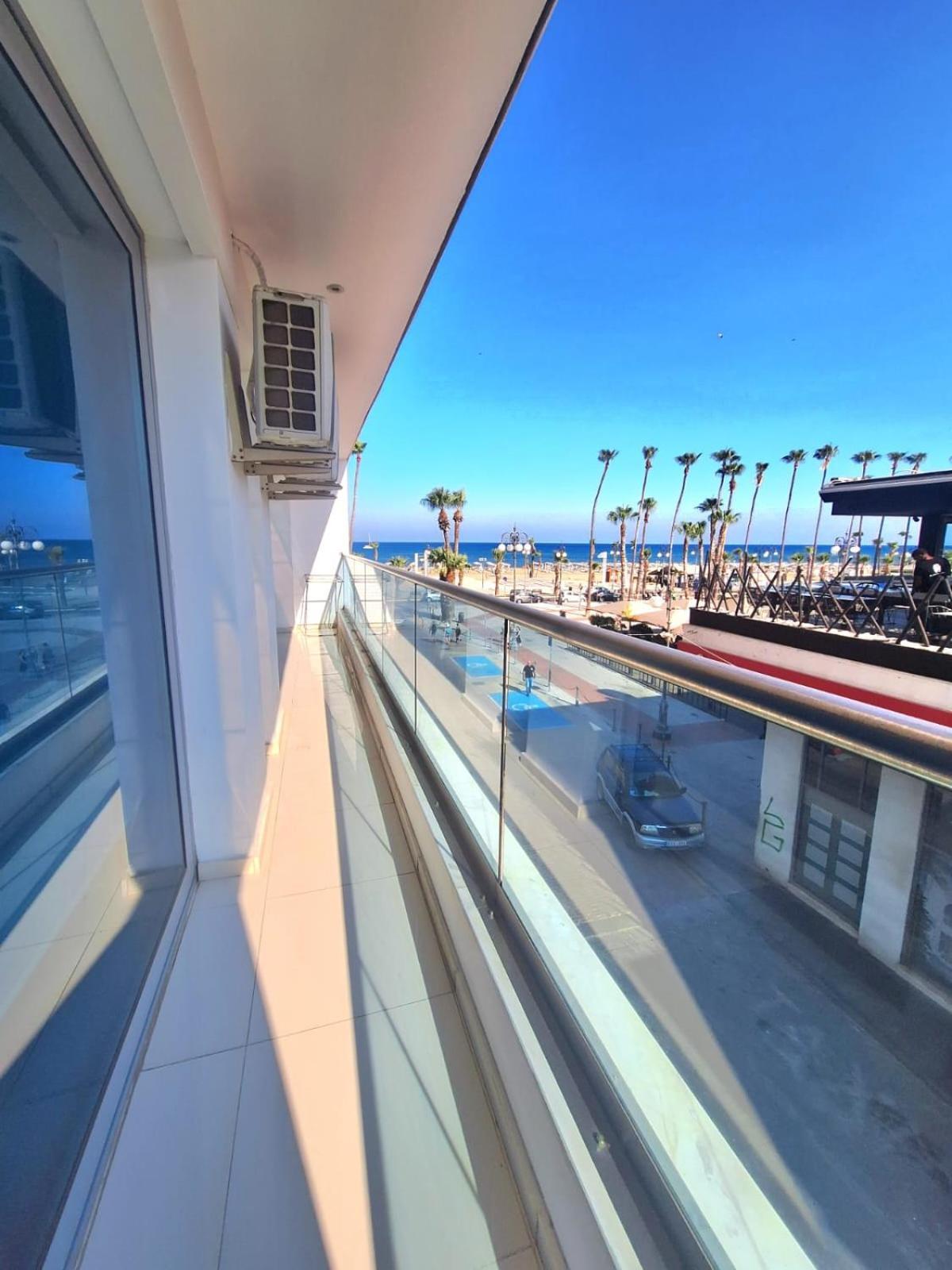 Aphrodite Plaza Larnaca Dış mekan fotoğraf